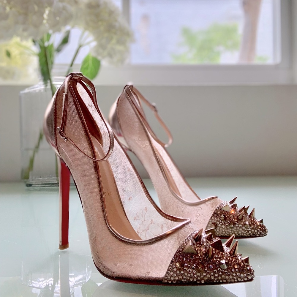 Christian Louboutin Picks &Co Spike Toe Lace Pumps